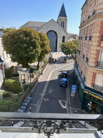 Appartements Sympas Et Confortables Proche De Paris Nanterre Bagian luar foto
